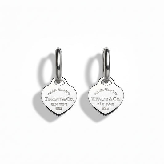 Tiffany & Co. silberne Herzanhänger an extra Kreolen